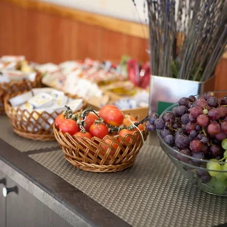 Turissa 2* Tossa de Mar