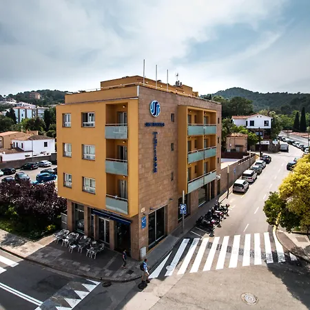Turissa Hotel 2*
